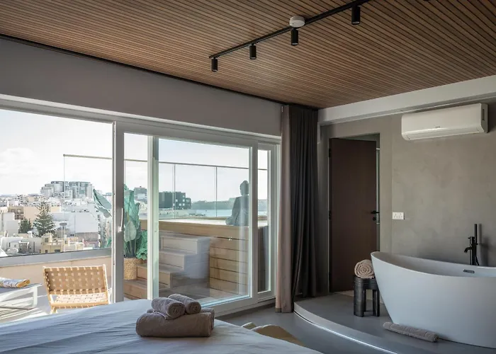 2Br Luxury Penthouse And Apartment, Each With A Terrace, Private Pool And Valletta Views