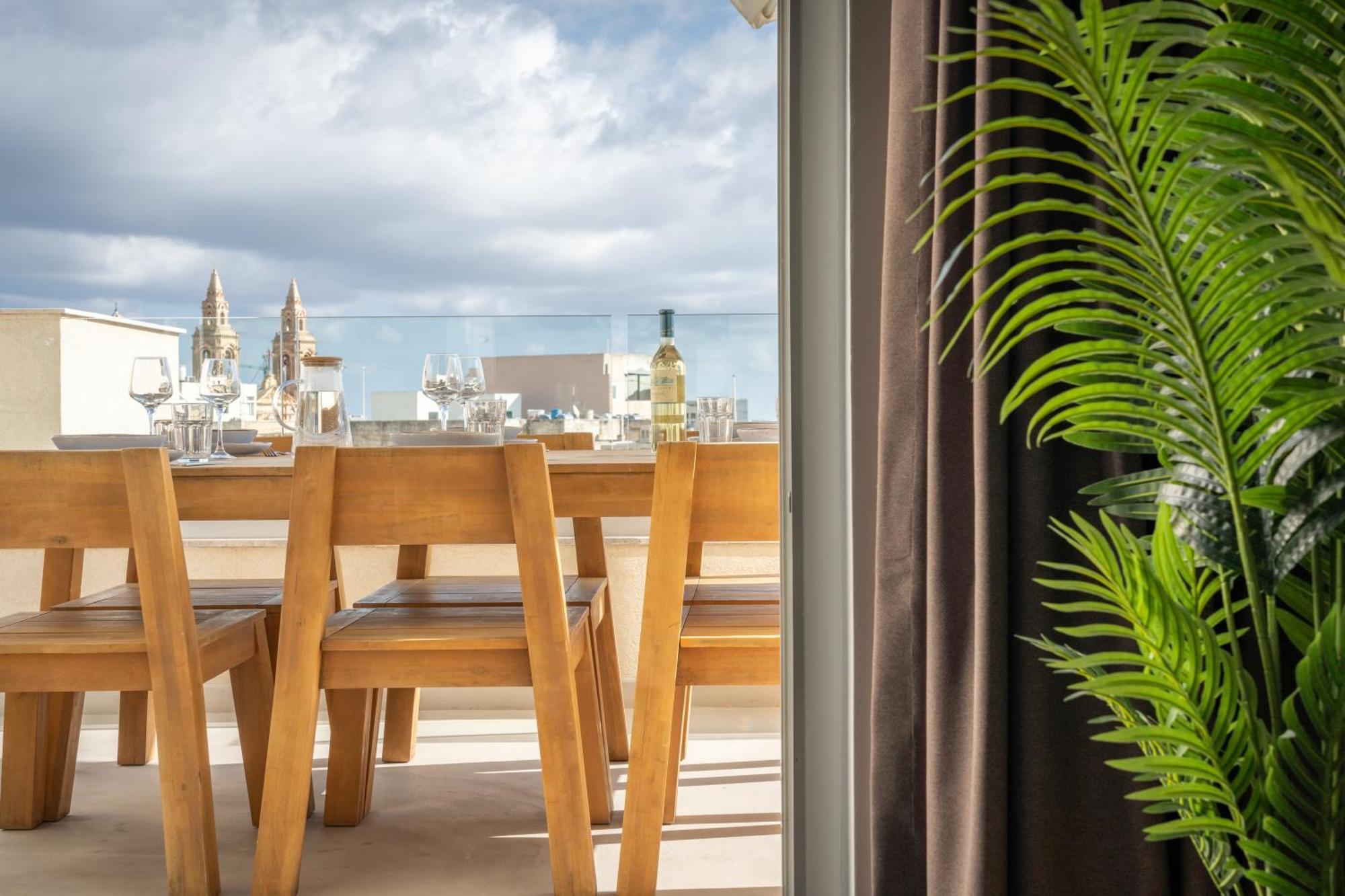 2br Luxury Penthouse And Apartment, Each With A Terrace, Private Pool And Valletta Views * Sliema