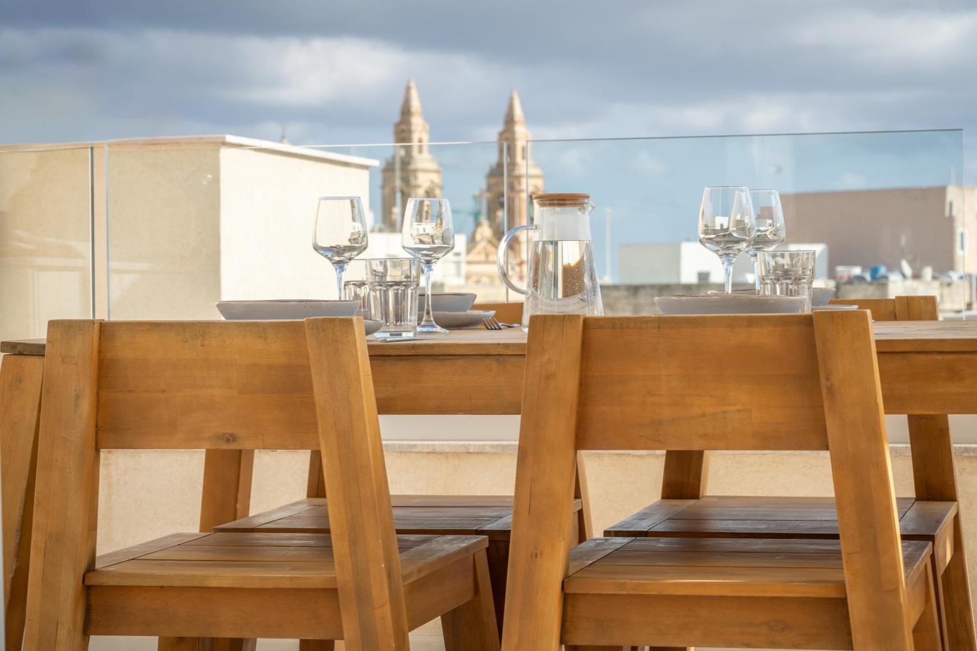 2br Luxury Penthouse And Apartment, Each With A Terrace, Private Pool And Valletta Views Apartment