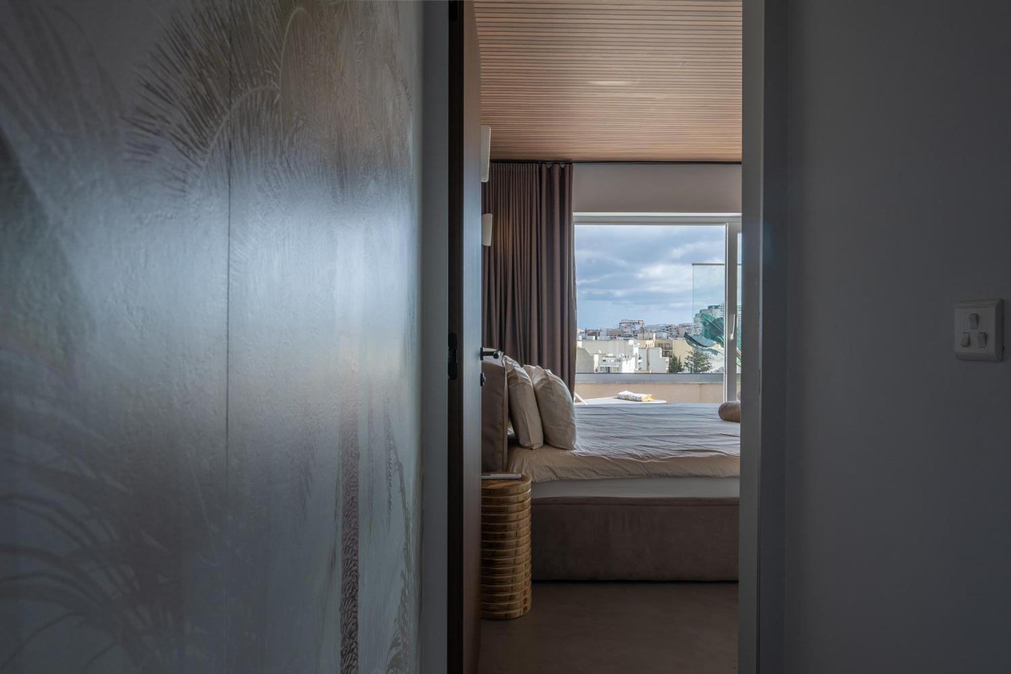 2br Luxury Penthouse And Apartment, Each With A Terrace, Private Pool And Valletta Views Apartment