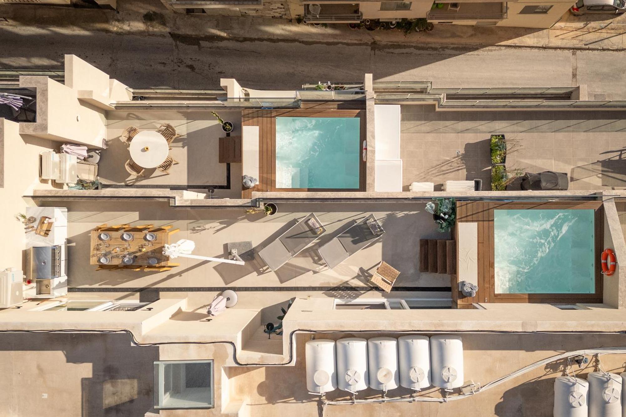 2br Luxury Penthouse And Apartment, Each With A Terrace, Private Pool And Valletta Views Apartment