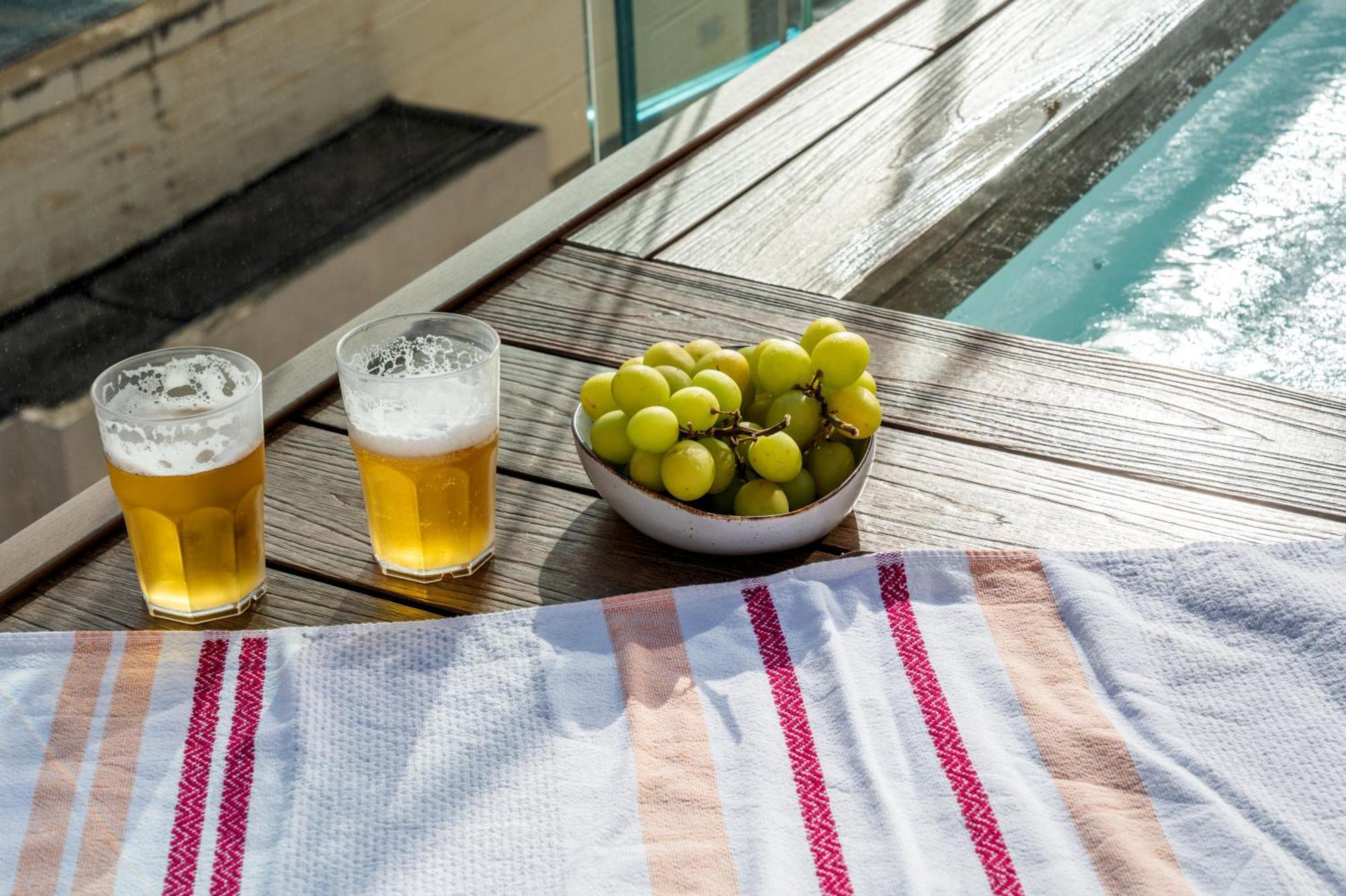 2br Luxury Penthouse And Apartment, Each With A Terrace, Private Pool And Valletta Views Sliema