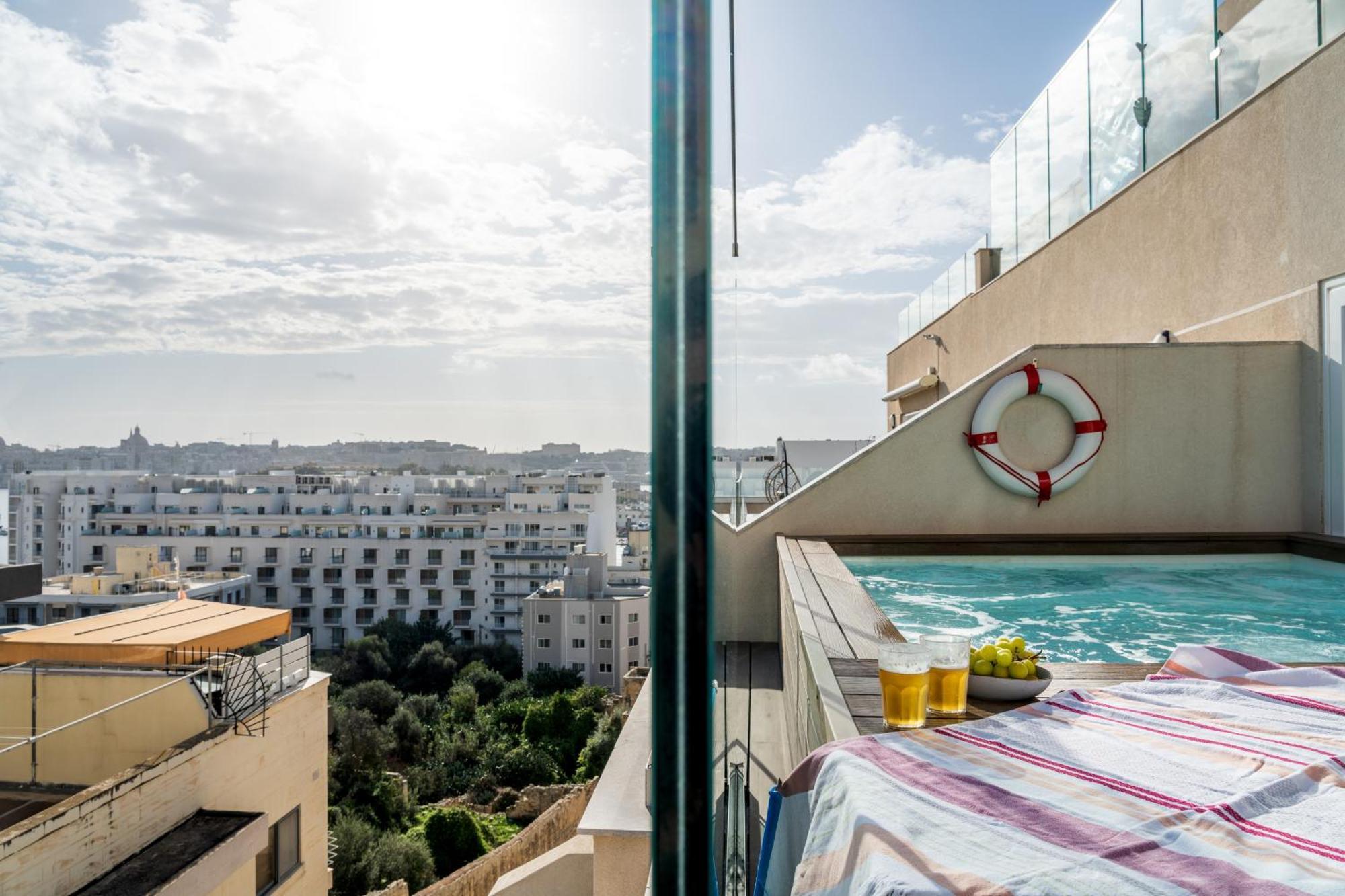 2br Luxury Penthouse And Apartment, Each With A Terrace, Private Pool And Valletta Views *