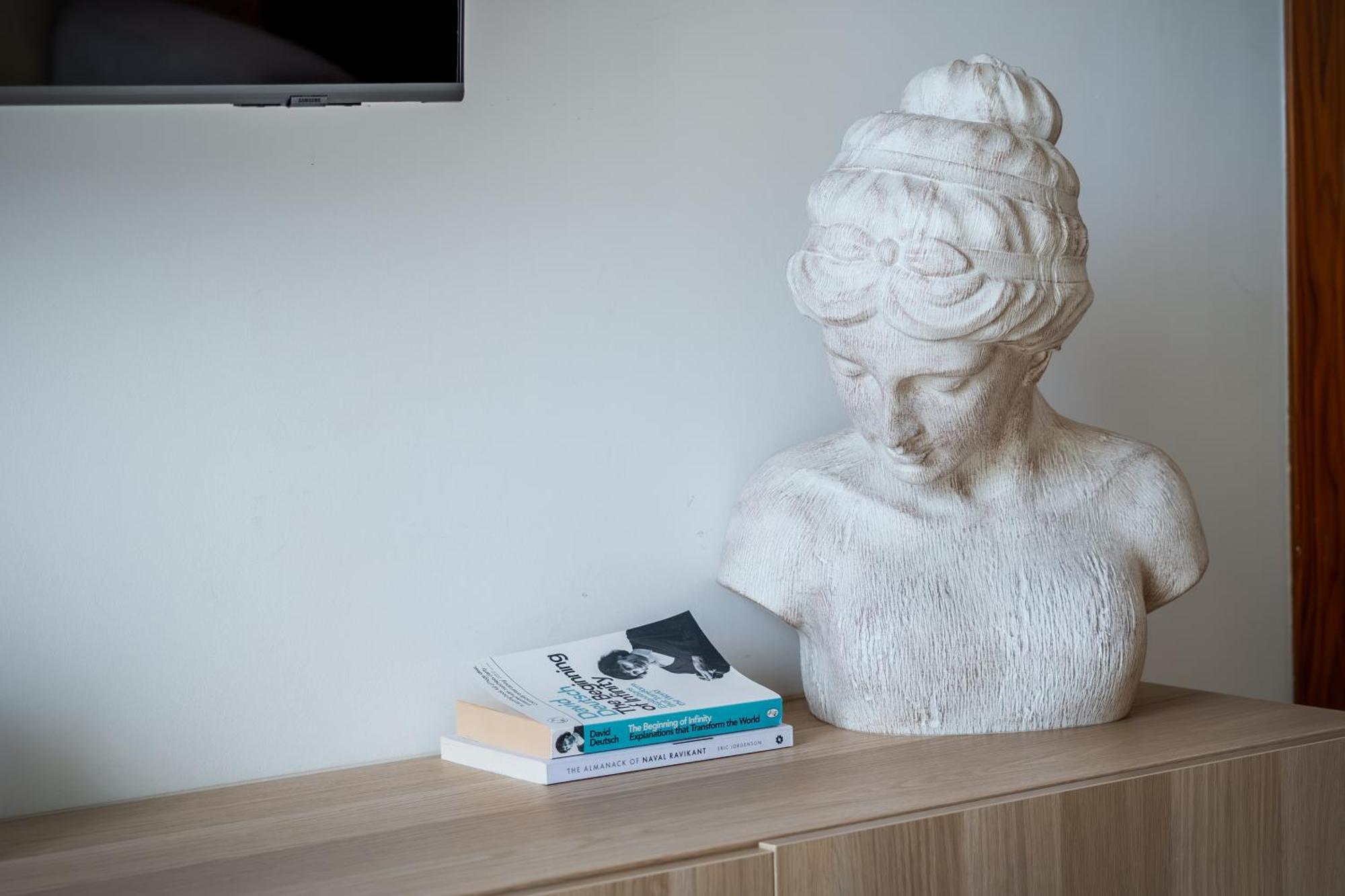 2br Luxury Penthouse And Apartment, Each With A Terrace, Private Pool And Valletta Views *