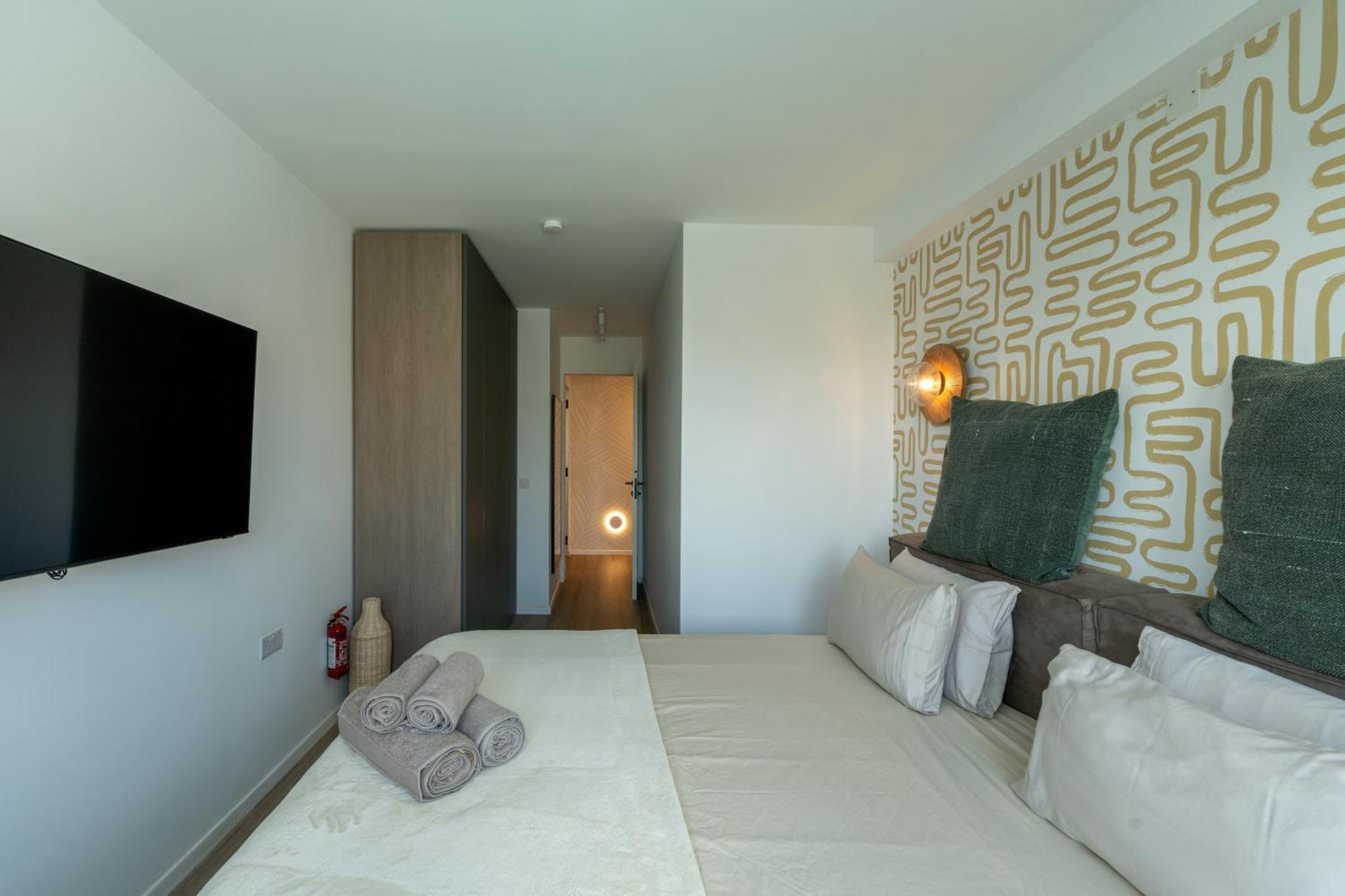 2br Luxury Penthouse And Apartment, Each With A Terrace, Private Pool And Valletta Views Apartment
